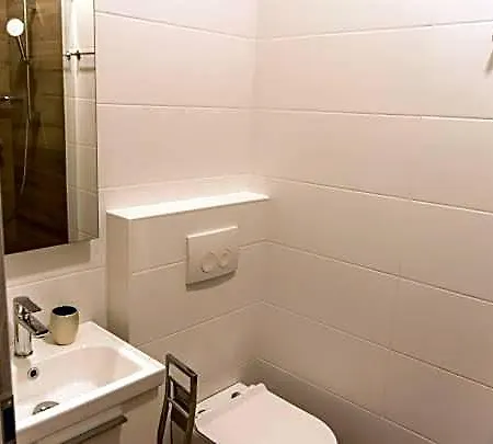 Hotel Rirooms *
