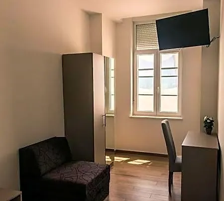 Rirooms Hotel *