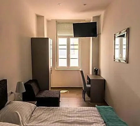 Rirooms Отель *